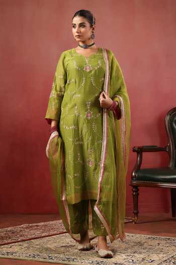 Anshu Wadhwa Chanderi Embroidered Kurta Set 