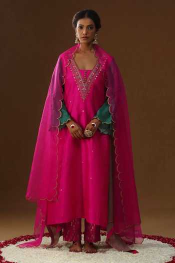 Arpita Sulakshana Rangreez Embroidered Kurta Set 