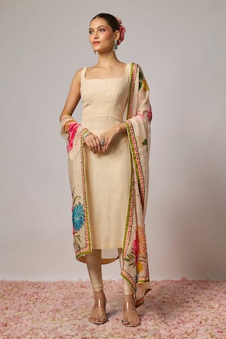 Krishna Padia Hand Embroidered Kurta Set 