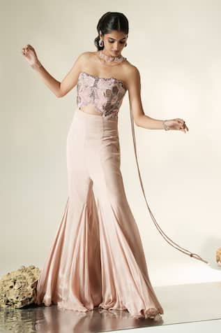 Muskan Aggarwal Oriana Floral Embroidered Jumpsuit With Dupatta 