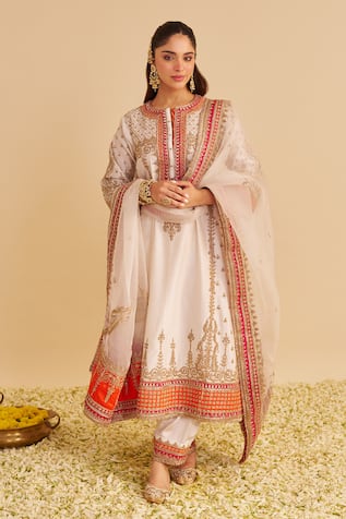 Sheetal Batra Nargis Embroidered Chauga Kurta Salwar Set 