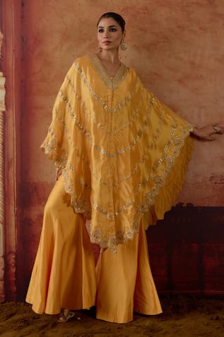 Vinita Bhansali Nayaab Marodi & Gota Embroidered Cape Set 