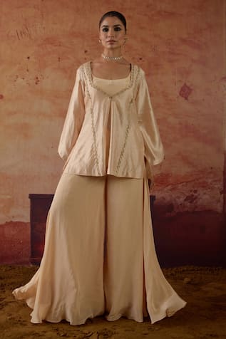 Vinita Bhansali Arisa Embroidered Kurta Gharara Set 