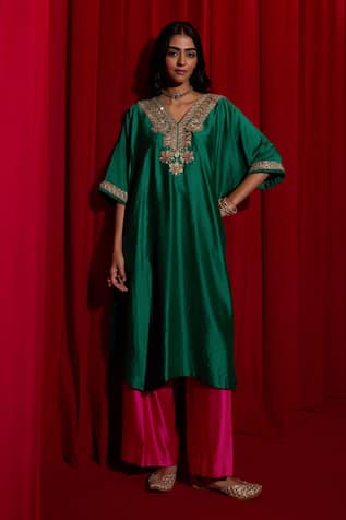 Vinita Bhansali Haryali Banni Embroidered Kaftan & Pant Set 