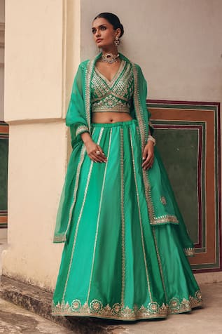 Vinita Bhansali Hiral Hand Embroidered Lehenga Set 