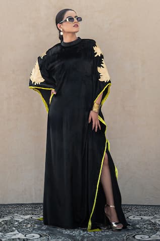 Wazir C Velvet Sleeve Embroidered Kaftan 