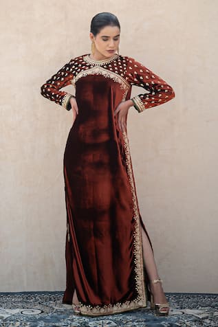 Wazir C Velvet Kashmiri Golden Tilla Embroidered Dress 