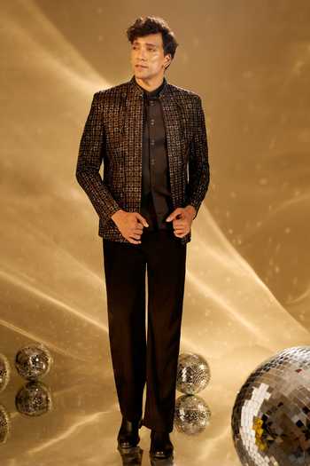 Arihant Rai Sinha Resham Embroidered Bandhgala Set 