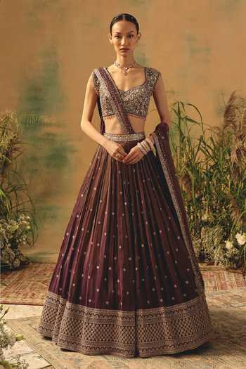Basanti Kapde aur Koffee The Winewood Whisper Lehenga Set 