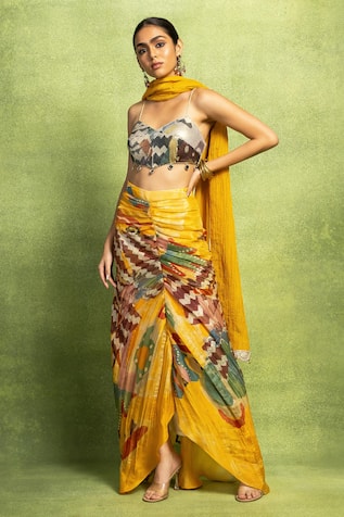 Vedika M Abstract Print Pleated Skirt & Dupatta Set 