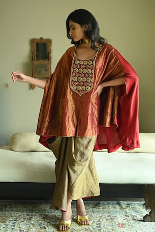 Shorshe Clothing Begum Hand Embroidered Cape 