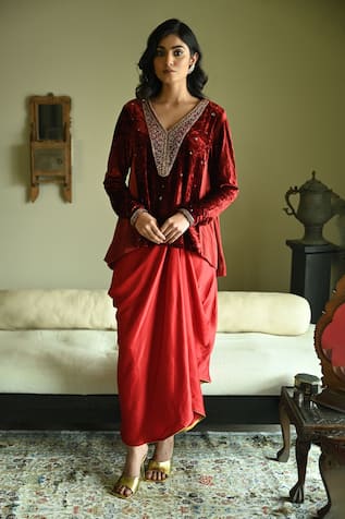 Shorshe Clothing Churi Shabana Velvet Embroidered Top 