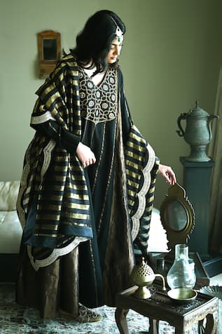 Shorshe Clothing Lakeerein Stripe Tissue Dupatta 