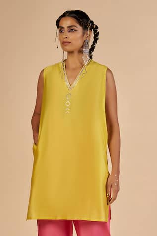 Gulabo By Abu Sandeep Embroidered Chanderi Tunic 