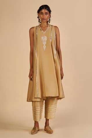 Gulabo By Abu Sandeep Embroidered Chanderi Sleeveless Tunic 