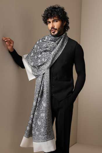 Dusala Paisley Pattern Shawl 