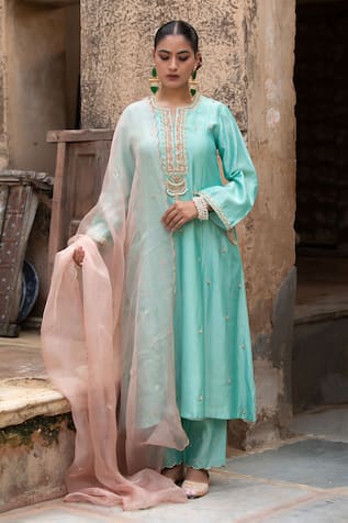 Amoree by Shikha Chaudhry Embroidered Silk Chanderi Kurta Set 