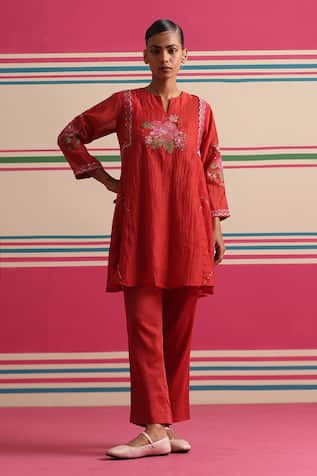 Beige Floral Embroidered Kurta & Pant Set 