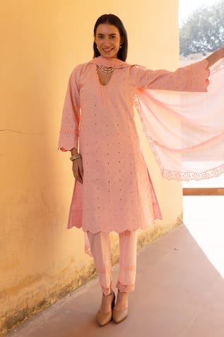 ASRUMO Schiffli Hand Embroidered Kurta Set 