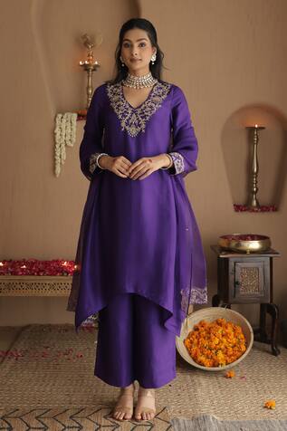House Of Karmah Amrit Ambar Embroidered Kurta Set 