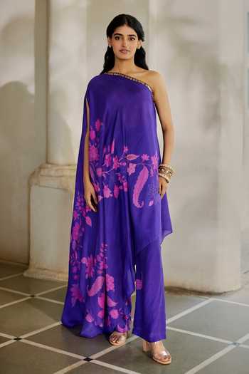 Paulmi And Harsh Asymmetric Printed Kurta & Pant Set 