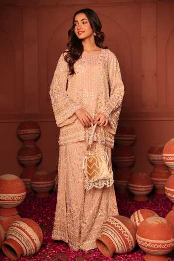 Tasuvure Indes Inaaya Embroidered Kurta With Sharara 