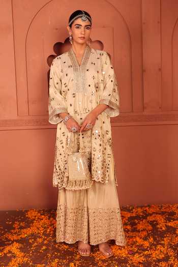 Tasuvure Indes Aaina Adaa Mirror Work Kurta & Sharara Set 