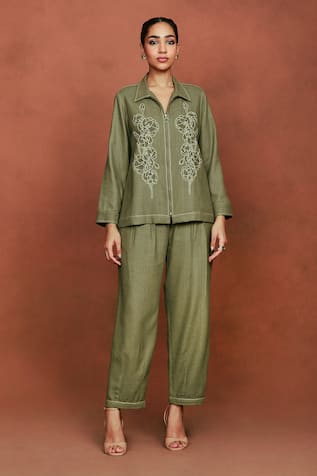 Sue Mue Aru Floral Bunch Embroidered Shirt & Pant Set 