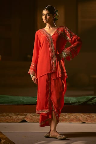 Prahnaaya Ramani Jacket Tunic With Pleated Skirt 