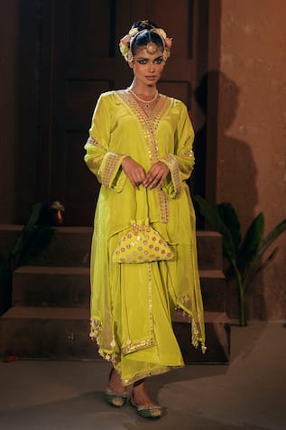 Prahnaaya Veere Embroidered Jacket Tunic Set 