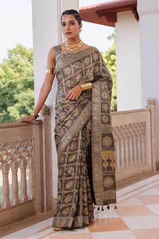 Geroo Jaipur Ajrakh Print Saree With Unstitched Blouse Piece 
