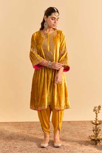 Sheetal Batra Amal A-Line Choga Kurta With Dhoti Pant 