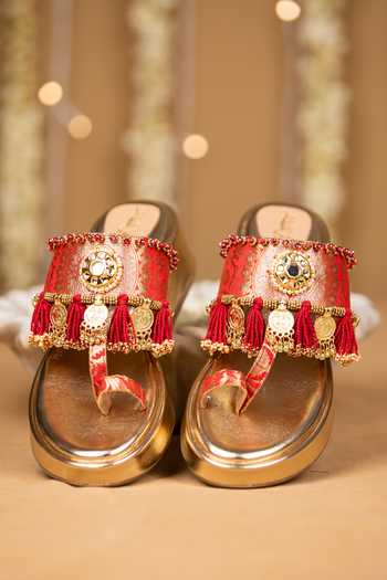 5elements Nivara Brocade Mirror Work Wedges 