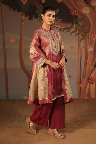 Nero India Zari Applique Embroidered Kurta & Palazzo Set 