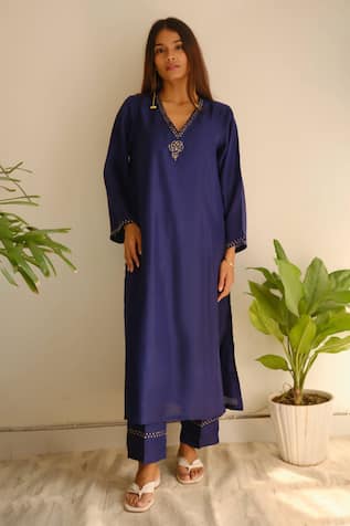 Juanita By Shubhda Chanderi Embroidered Kurta & Pant Set 