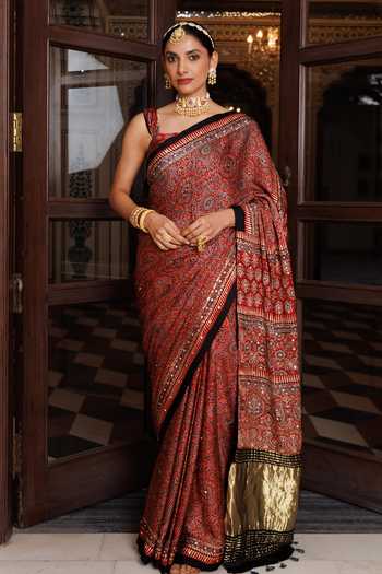 Geroo Jaipur Embroidered Saree With Unstitched Blouse Piece 