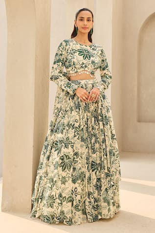 Diyarajvvir Floral Print Pleated Lehenga Set 