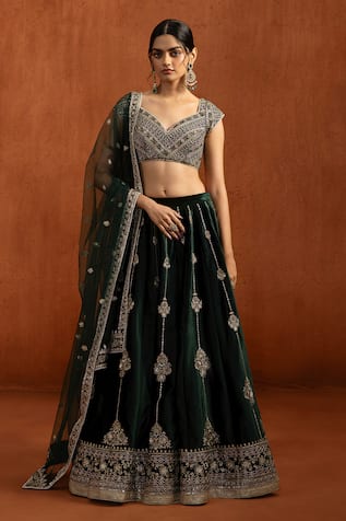 Lashkaraa Embroidered Velvet Lehenga Set  