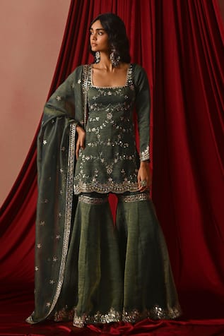 Lashkaraa Floral Embroidered Kurta Gharara Set 