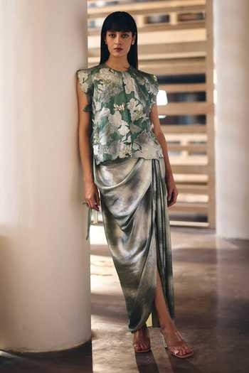 Studio Radical Shimmer Cape & Slit Skirt Set 