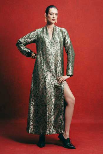 Ekaya Banaras Banarasi Emboss Handwoven Silk Kaftan 