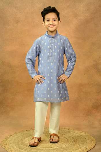 Taber Tikri Thread Embroidered Kurta Set 