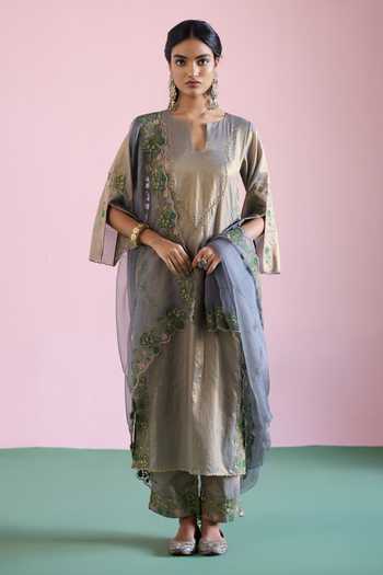 Naaz By Noor Jor Baagh Livid Kurta Set 