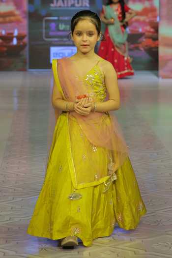 Yuvraani Jaipur Hand Embroidered Lehenga Set 