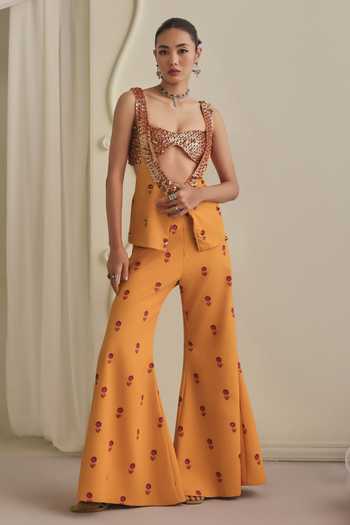 Payal & Zinal Frezzy Twill Bustier Set with Jacket & Pant 
