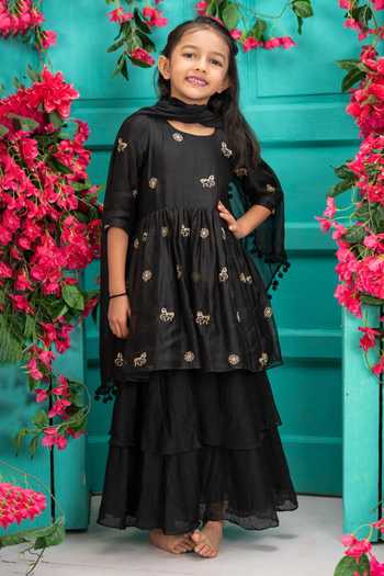 Shruti Jalan Peplum Chanderi Mal Kurta Set with Gharara 