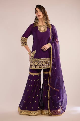 saina kapoor Chanderi Embroidered Kurta Set 