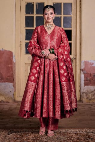 Safaa Meherbaan Floral Woven Anarkali Set 