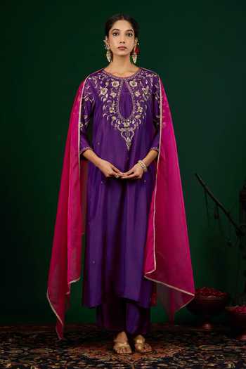 Omana By Ranjana Bothra Gulnaar Embroidered Kurta Set 