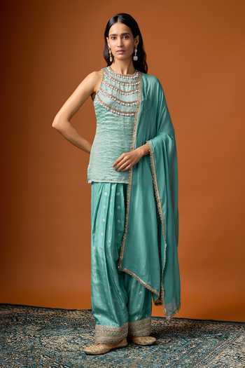 RAYASHA KHAN Dur Embellished Kurta Salwar Set 